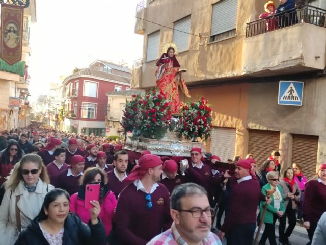 Ms de 15.000 personas participan en la jornada de romera de Santa Eulalia de Mrida, Patrona de Totana, que regresa a su santuario en Sierra Espua - 20