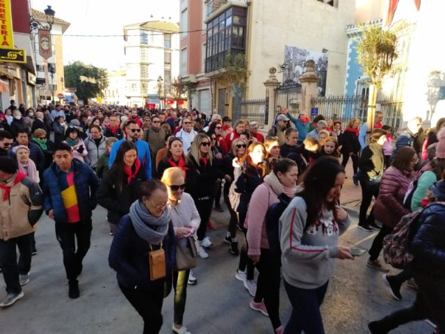 Ms de 15.000 personas participan en la jornada de romera de Santa Eulalia de Mrida, Patrona de Totana, que regresa a su santuario en Sierra Espua - 15