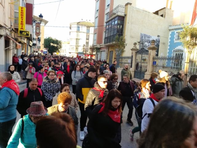 Ms de 15.000 personas participan en la jornada de romera de Santa Eulalia de Mrida, Patrona de Totana, que regresa a su santuario en Sierra Espua - 16