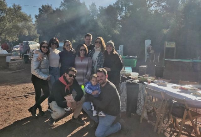 Ms de 15.000 personas participan en la jornada de romera de Santa Eulalia de Mrida, Patrona de Totana, que regresa a su santuario en Sierra Espua - 39
