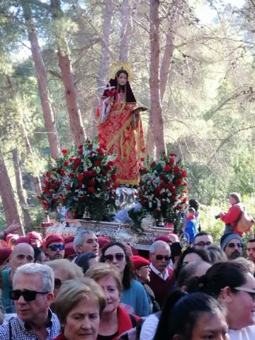 Ms de 15.000 personas participan en la jornada de romera de Santa Eulalia de Mrida, Patrona de Totana, que regresa a su santuario en Sierra Espua - 48