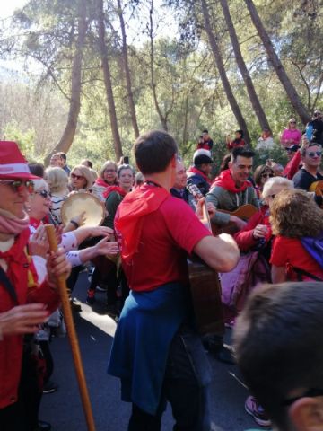 Ms de 15.000 personas participan en la jornada de romera de Santa Eulalia de Mrida, Patrona de Totana, que regresa a su santuario en Sierra Espua - 49