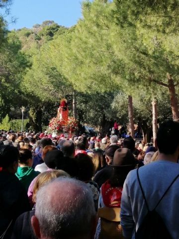 Ms de 15.000 personas participan en la jornada de romera de Santa Eulalia de Mrida, Patrona de Totana, que regresa a su santuario en Sierra Espua - 51