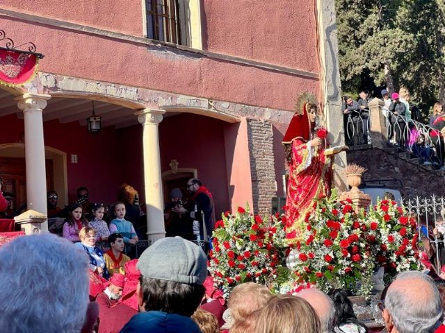 Ms de 15.000 personas participan en la jornada de romera de Santa Eulalia de Mrida, Patrona de Totana, que regresa a su santuario en Sierra Espua - 57