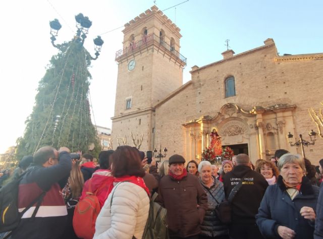 Ms de 15.000 personas participan en la jornada de romera de Santa Eulalia de Mrida, Patrona de Totana, que regresa a su santuario en Sierra Espua - 58