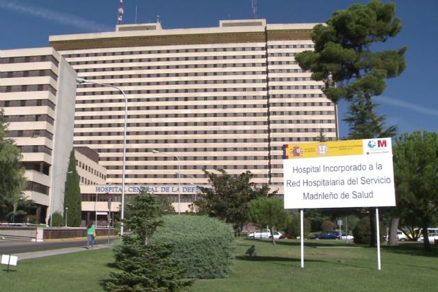 La ministra de Defensa visita a los heridos ucranianos que reciben tratamientos en el Hospital Gómez Ulla en Madrid - 1, Foto 1