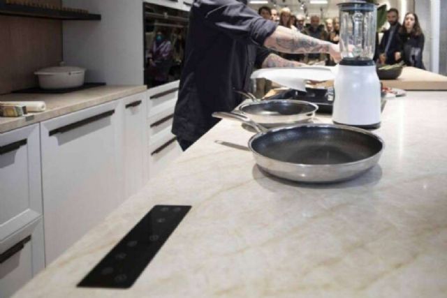 Placa de inducción invisible - para la cocina del futuro