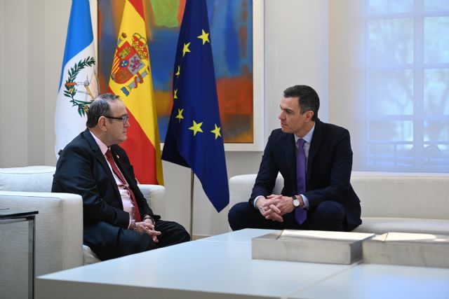 Encuentro entre el presidente del Gobierno, Pedro Sánchez, y el presidente de la República de Guatemala, Alejandro Giammattei Foto: Moncloa/Diego del Monte, Foto 1