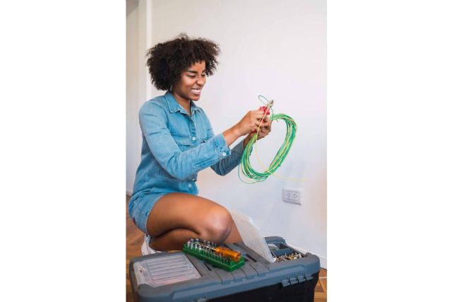 Cadenza Electric, distribuidores de Schneider Electric - 1, Foto 1