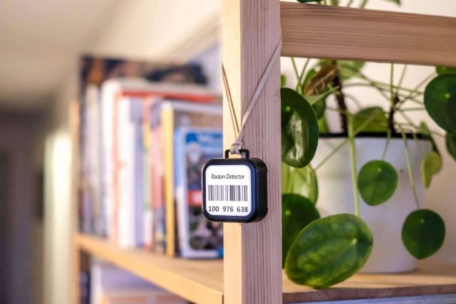 Los detectores de Radonova permiten cumplir con la normativa sobre el gas radón en el entorno laboral - 1, Foto 1