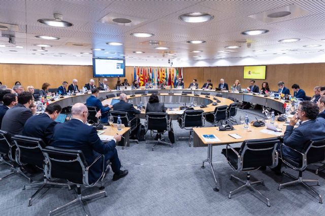 Las comunidades autónomas han convocado el 50% de los casi 20.600 millones de euros de fondos europeos asignados - 1, Foto 1