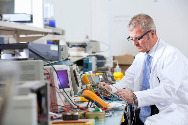 APSystems y Elalmacenfotovoltaico renuevan el acuerdo de distribución para 2023 - 1, Foto 1