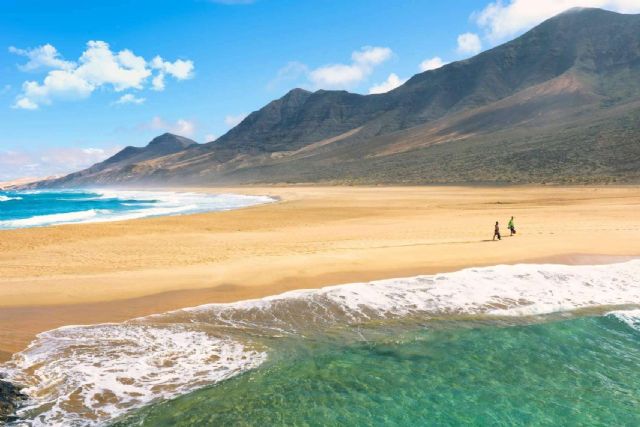 Servicios de mudanzas para aquellos que desean teletrabajar en Fuerteventura, de la mano de Mudanzas Moreno - 1, Foto 1