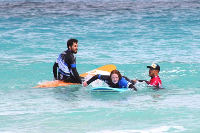La sonrisa de las primeras olas, una experiencia gratificante - 1, Foto 1