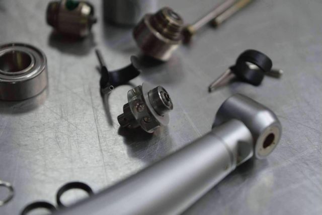 El servicio técnico dental rápido y de calidad para la reparación de instrumental de RD Express - 1, Foto 1