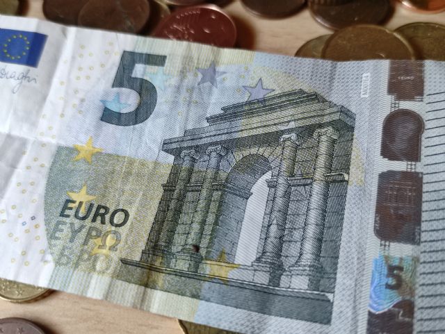 ¿Cuánto cuesta el amor? 4 de cada 10 españoles gastarán menos de 50€ en sus regalos de San Valentín - 1, Foto 1