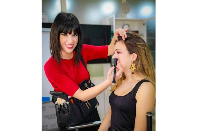 Los cursos de estética profesional y maquillaje de Vicky Moraleda y los principales beneficios de hacerlos de forma presencial - 1, Foto 1