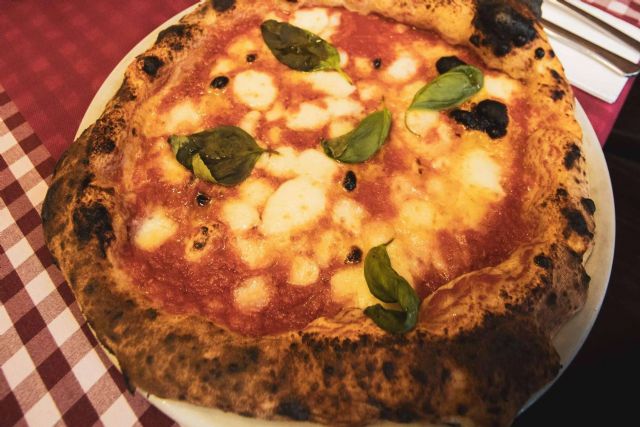 Disfrutar en Spaccanapoli Barcelona de la original pizza napolitana - 1, Foto 1