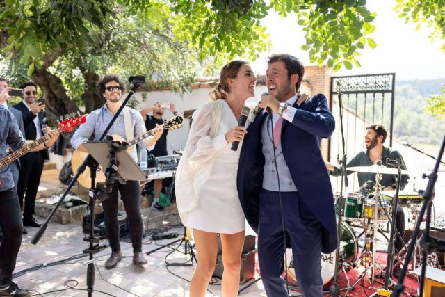 Una nueva moda para las bodas 2023 es la música en vivo - 1, Foto 1