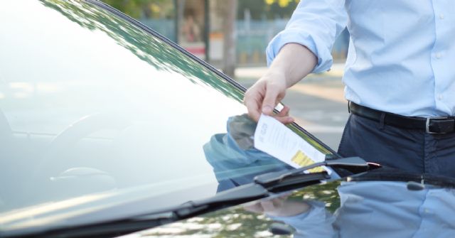Expertos de Allianz Partners aconsejan sobre cómo tramitar y recurrir una multa de tráfico - 1, Foto 1