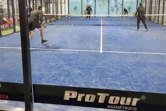Padel Indoor Alcalá se decanta por los proyectores ProTour Asimétricos de Óptima LED - 1, Foto 1
