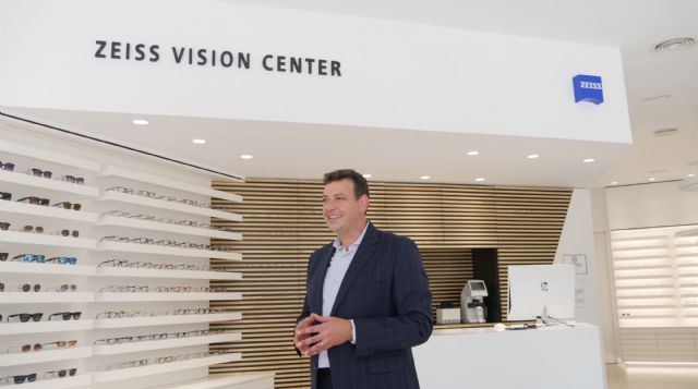 ZEISS VISION CENTER Viapol aporta a los sevillanos soluciones para mejorar su visión en la conducción y para contrarrestar el síndrome visual informático - 1, Foto 1