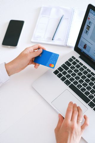 Amine Saoudi Hassani y el mercado de las finanzas sostenibles en 2023 - 1, Foto 1