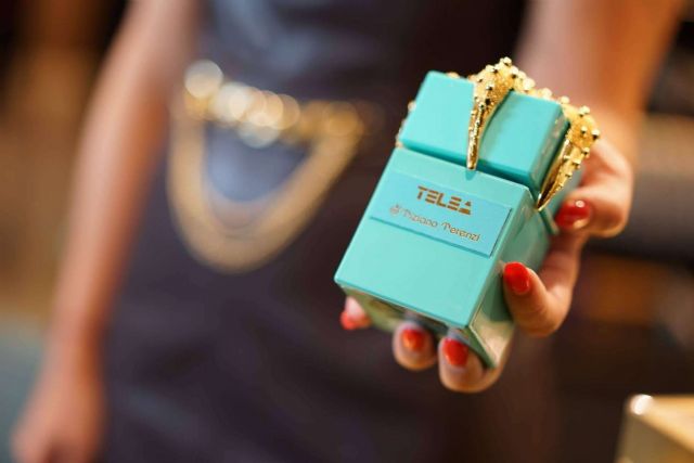 Un lugar donde conseguir perfumería de lujo, Perfumería Comas - 1, Foto 1