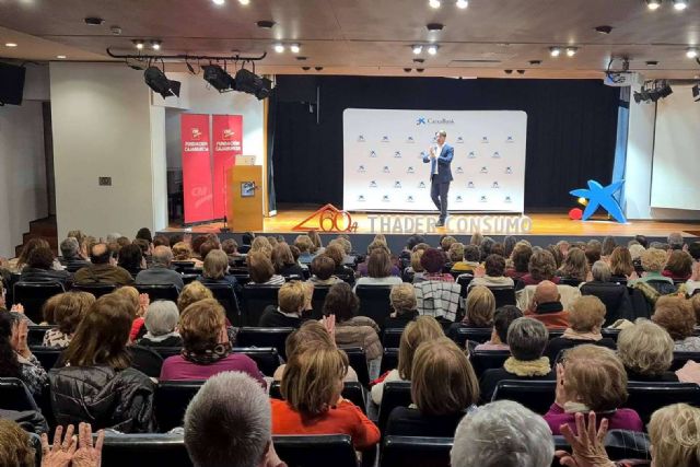 Más de 200 personas han acudido a la presentación del libro ´Las 10 claves del bienestar´ - 1, Foto 1
