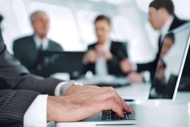 ¿Por qué es necesario contar con un abogado cuando fallece un familiar para gestionar la herencia? - 1, Foto 1