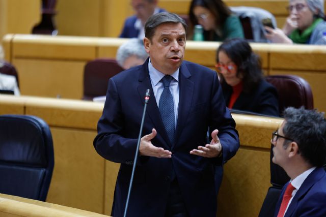 Planas defenderá en Bruselas los intereses de la flota pesquera de arrastre - 1, Foto 1