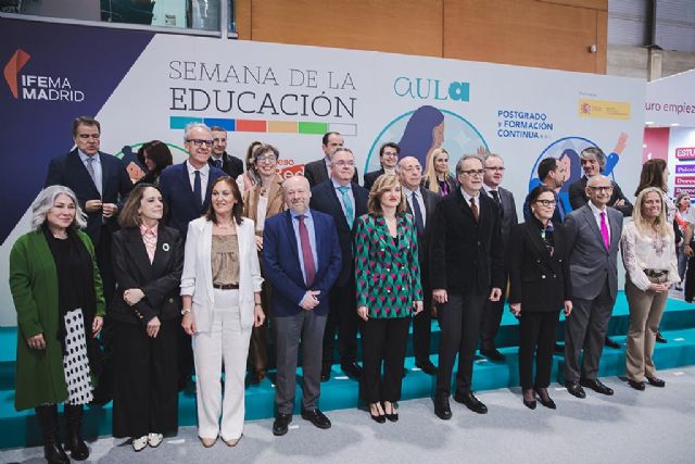 Los ministros Pilar Alegría y Joan Subirats inauguran AULA 2023 - 1, Foto 1