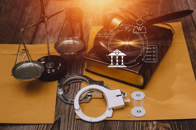 Asesoría de especialistas en delito de estafa con Català Reinón Abogados - 1, Foto 1