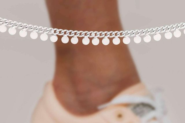 La presentación de la novedosa colección de tobilleras para verano de la joyería Le Petite Marie - 1, Foto 1