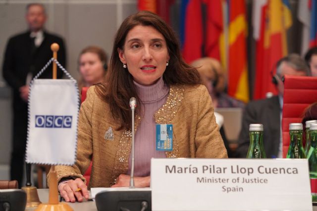 Llop: Desde el Gobierno estamos plenamente comprometidos en la lucha contra la trata de seres humanos - 1, Foto 1