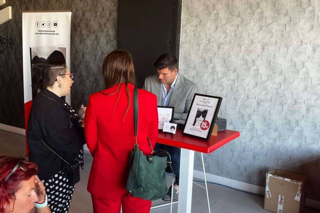 José Sánchez Sanz reta a sus lectores a adentrarse ‘#elcuestioNNario’, el libro perfecto para encontrar el amor - 1, Foto 1