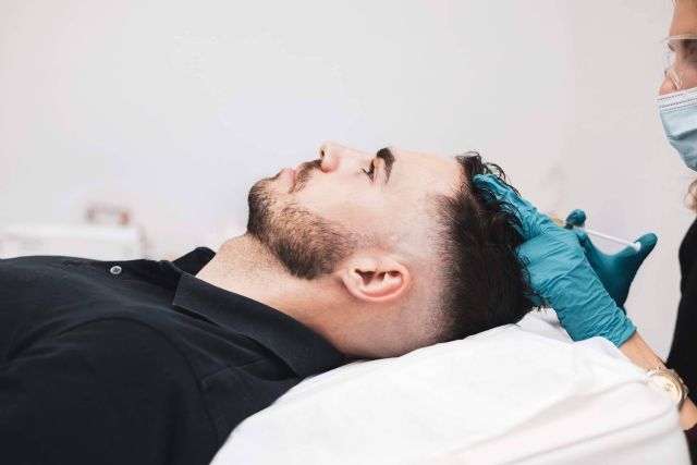 Recuperar el tono y frenar la caída con la carboxiterapia capilar - 1, Foto 1