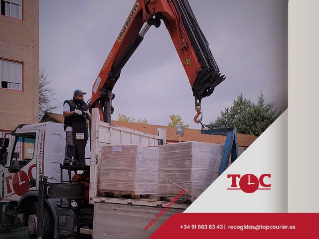 La importancia de contratar un transporte especial para placas de pladur, según Top Courier - 1, Foto 1