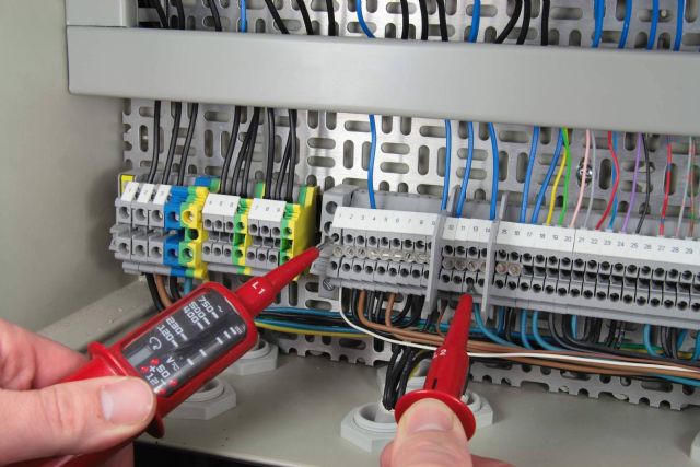 La importancia de los cuadros eléctricos en la instalación de piscinas, por Swimhome - 1, Foto 1