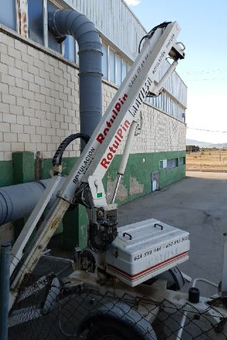 Fallece un hombre al caer desde 6 m. cuando estaba pintando una nave - 1, Foto 1