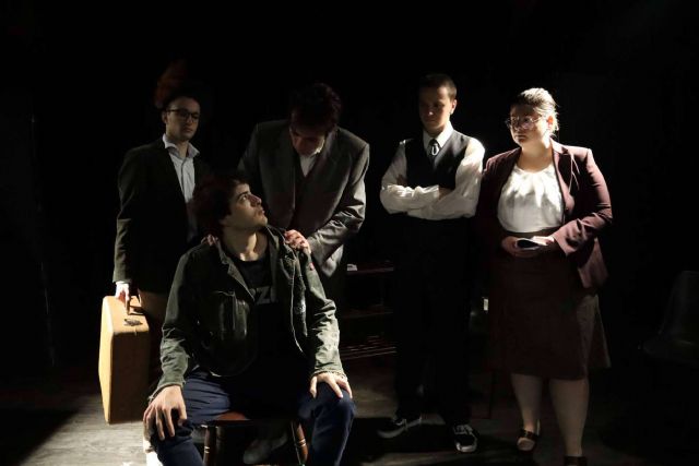 El teatro universitario permite la exploración de temas relevantes y la promoción de la reflexión crítica sobre la sociedad y la cultura - 1, Foto 1