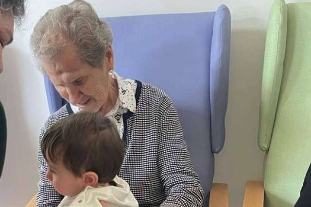 Los beneficios de la interrelación entre las personas mayores y los niños - 1, Foto 1