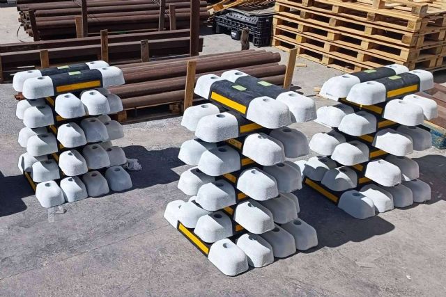 Suministro de separador de carril bici para Murcia, con Abadecom - 1, Foto 1