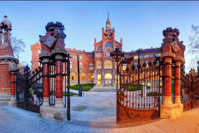 Descubrir uno de los mejores tesoros del Modernismo catalán, el Hospital de Sant Pau de la mano de este tour guiado - 1, Foto 1
