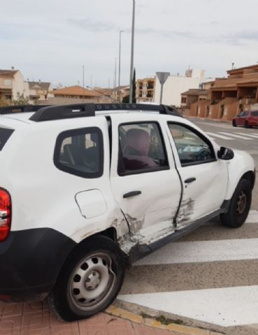 Trasladan al hospital a una niña herida en accidente de tráfico en Ceutí - 1, Foto 1