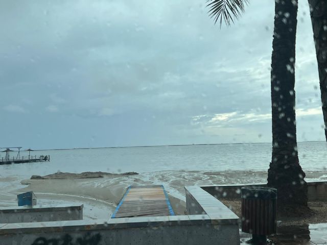 La intensa lluvia de las últimas horas no ocasiona incidencias destacables en el municipio - 1, Foto 1