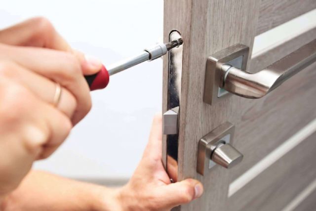 Cómo mejorar la seguridad del hogar con el cambio de cerradura, gracias a Cerrajeros Madrid - 1, Foto 1