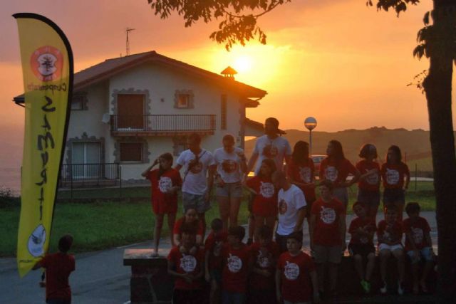 Familias de toda España están reservando ahora para el año que viene en este campamento - 1, Foto 1