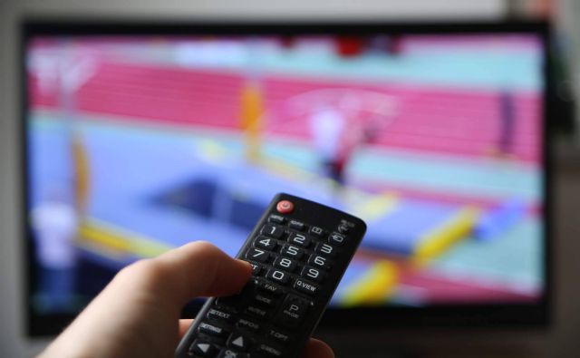 La TV QLED C74, de disponibilidad en TCL, presenta una calidad de color cinematográfico auténtico - 1, Foto 1