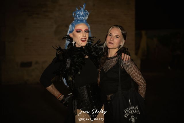 Epntica desafa los fenmenos atmosfricos y llena de color la plaza de Beniel - 6